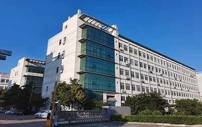 你知道柯思達(dá)是一個(gè)什么樣的服飾公司嗎